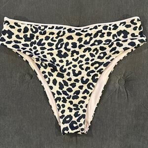 Tori praver leopard swim bottom size large